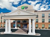 Holiday Inn Express & Suites Lebanon