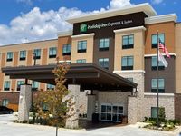 Holiday Inn Express & Suites Ft. Smith - Airport