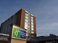 Holiday Inn Express & Suites Pittsburgh West - Green Tree