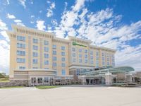 Holiday Inn & Suites Davenport