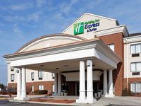 Holiday Inn Express & Suites Lancaster