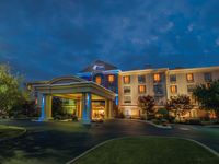 Holiday Inn Express & Suites Buffalo-Airport