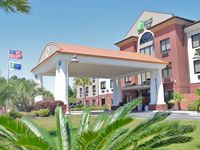 Holiday Inn Express & Suites Pensacola W I-10