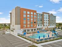 Holiday Inn Express & Suites Orlando - Lake Buena Vista