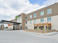 Holiday Inn Express & Suites Chadron