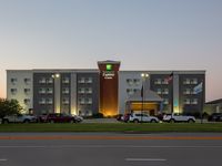 Holiday Inn Express & Suites Columbus