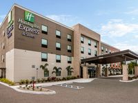 Holiday Inn Express & Suites Ft Myers Beach-Sanibel Gateway