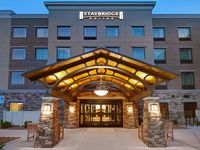 Staybridge Suites Sterling Heights - Detroit