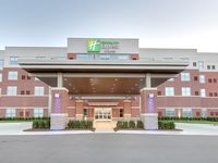 Holiday Inn Express & Suites Plymouth - Ann Arbor Area