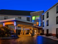 Holiday Inn Express & Suites Great Barrington - Lenox Area