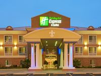 Holiday Inn Express & Suites Alexandria