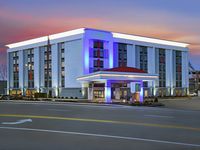 Holiday Inn Express & Suites Cincinnati Riverfront