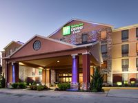 Holiday Inn Express & Suites Harrison