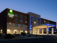 Holiday Inn Express & Suites Bullhead City