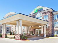 Holiday Inn Express & Suites Mountain Home