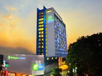 Holiday Inn Express 泗水心房