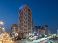 南昌青山湖江景智选假日酒店