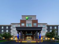 Holiday Inn Express & Suites Woodbridge