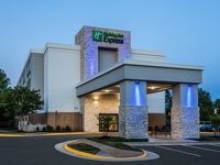 Holiday Inn Express Lorton