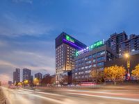 开封迪臣智选假日酒店