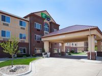 Holiday Inn Express & Suites Aberdeen
