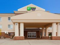 Holiday Inn Express & Suites Yankton