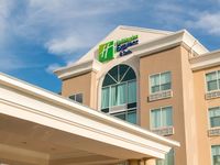 Holiday Inn Express & Suites Columbia-I-26 @ Harbison Blvd