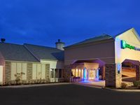 Holiday Inn Express & Suites Pittsburgh Airport