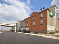 Holiday Inn Express Tiffin