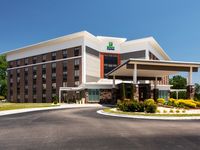 Holiday Inn Express Rocky Mount – Sports Center