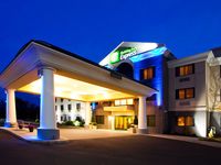Holiday Inn Express Syracuse Airport