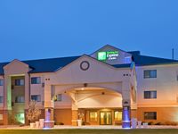 Holiday Inn Express & Suites Lincoln South