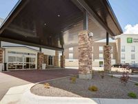 Holiday Inn Express & Suites North Platte