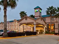 Holiday Inn Express & Suites Lake Charles