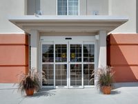 Candlewood Suites Salina