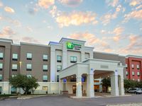 Holiday Inn Express & Suites Sioux City - Southern Hills
