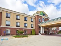 Holiday Inn Express & Suites Goshen