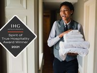Holiday Inn Express & Suites Portland