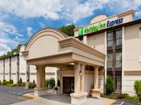 Holiday Inn Express Southington