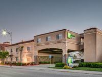 Holiday Inn Express & Suites Santa Clara