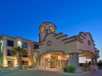 Holiday Inn Express & Suites Tucson Mall