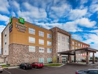 Holiday Inn Express & Suites Rice Lake