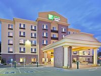 Holiday Inn Express & Suites Seattle North - Lynnwood
