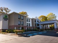 Holiday Inn Express & Suites West Chester