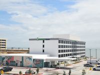 Holiday Inn Express Corpus Christi - Beachfront