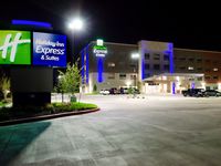 Holiday Inn Express & Suites Taylor