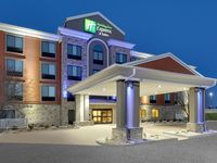 Holiday Inn Express & Suites Mitchell