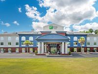 Holiday Inn Express & Suites Camden-I20 (Hwy 521)