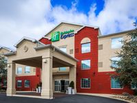 Holiday Inn Express & Suites Reading Airport