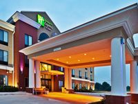 Holiday Inn Express & Suites Perry